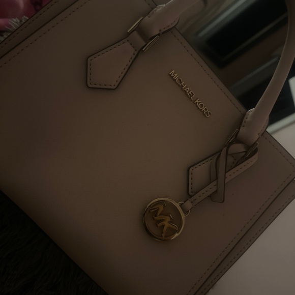 Michael Kors Purse - Picture 1 of 4